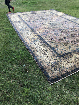 Haji Jalili Carpet 565x370cms