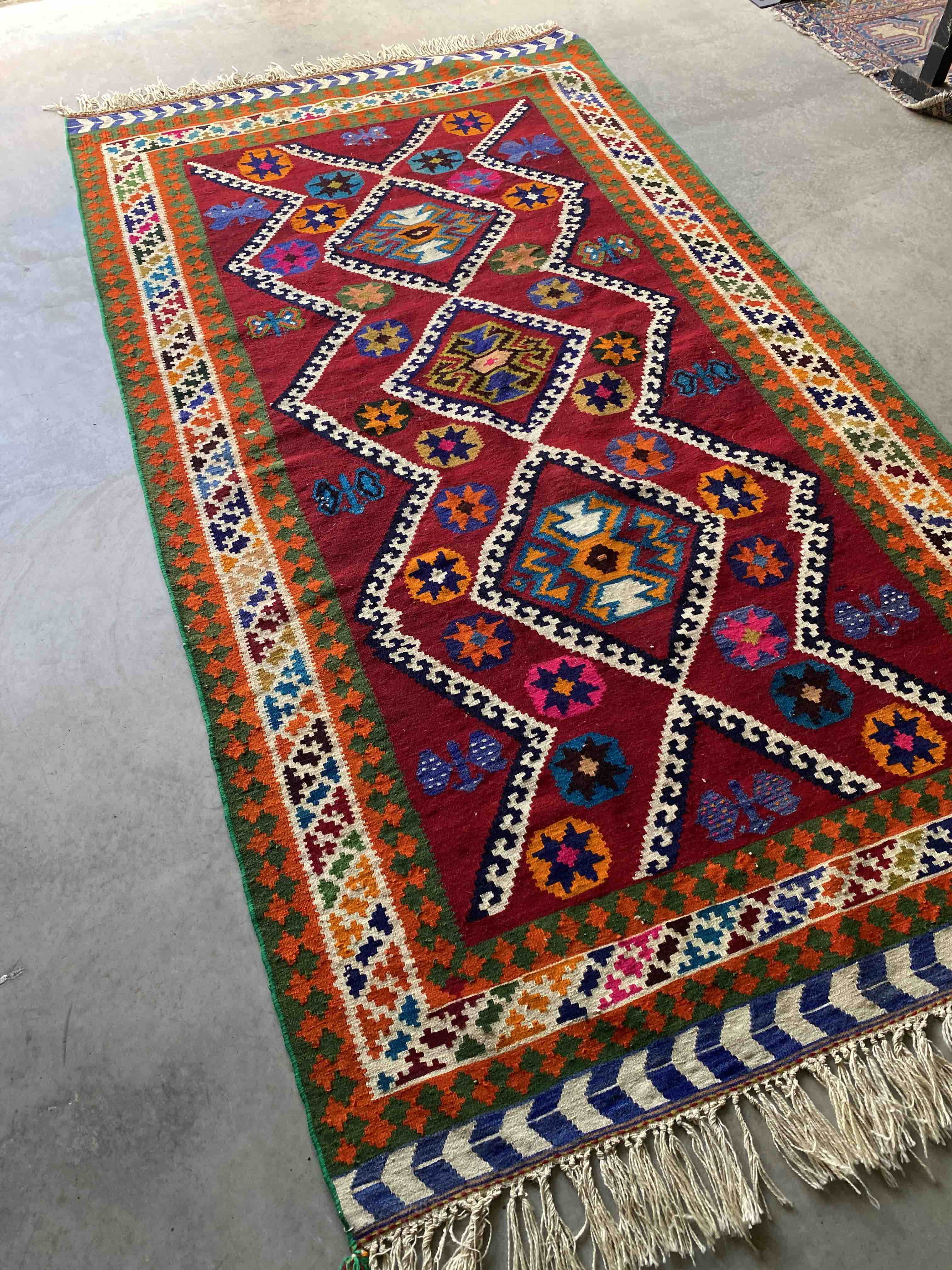 Shiraz Kelim Rug 275x155cms