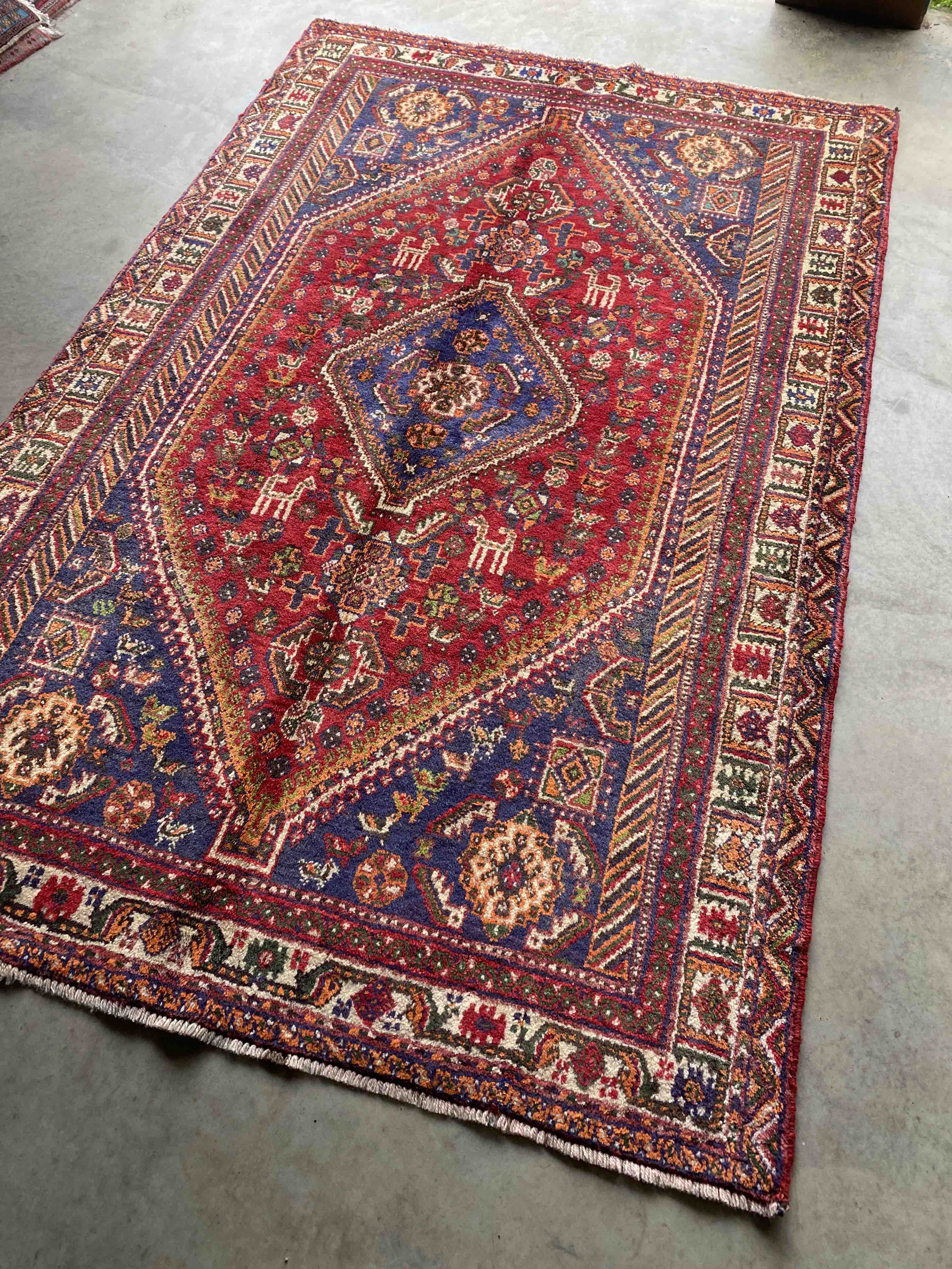 Qashgai Shiraz Rug 245x157cms