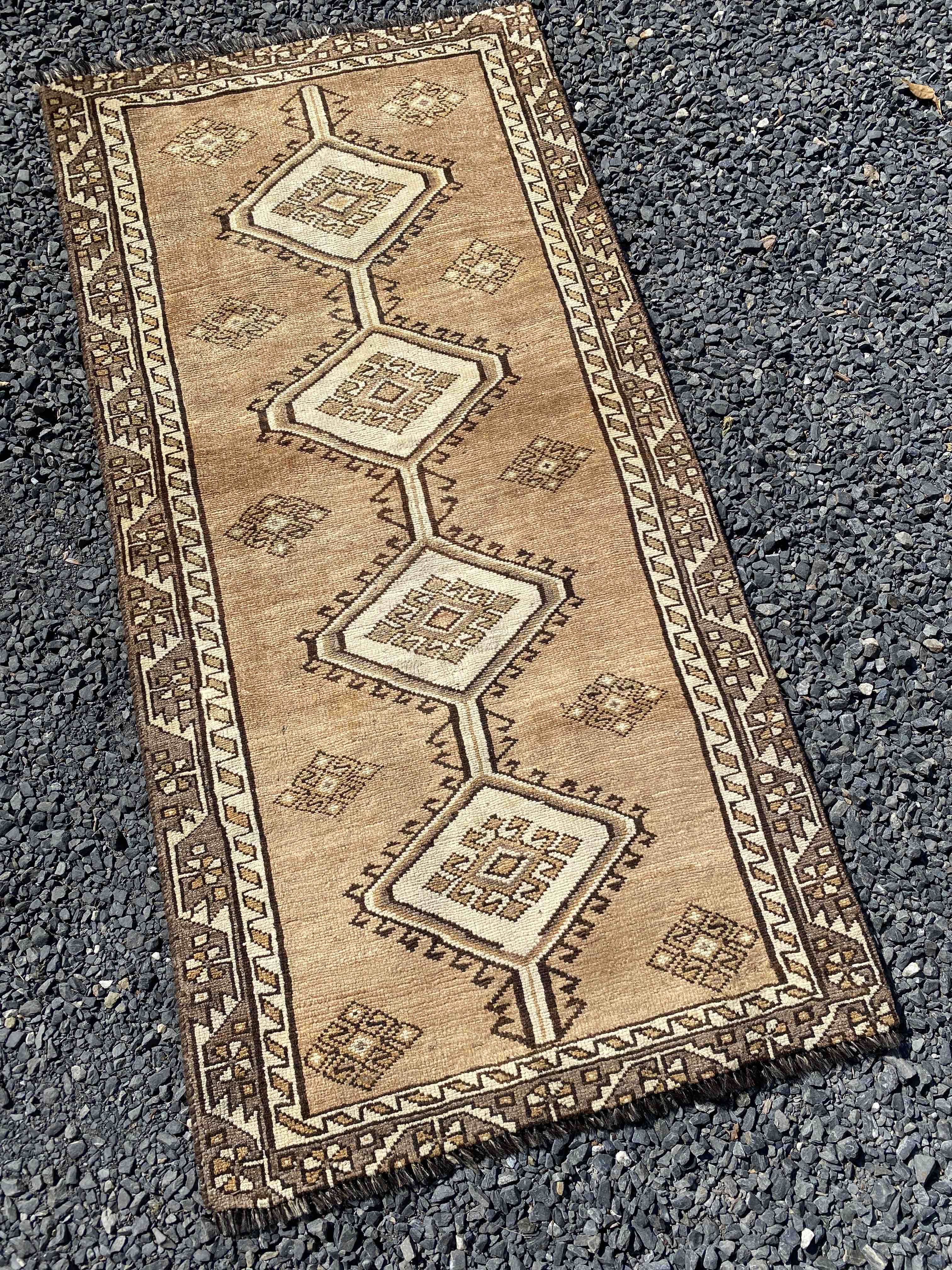 Tribal Luri Rug 181x88cms