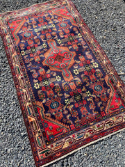 Hamadan Rug 195x105cms