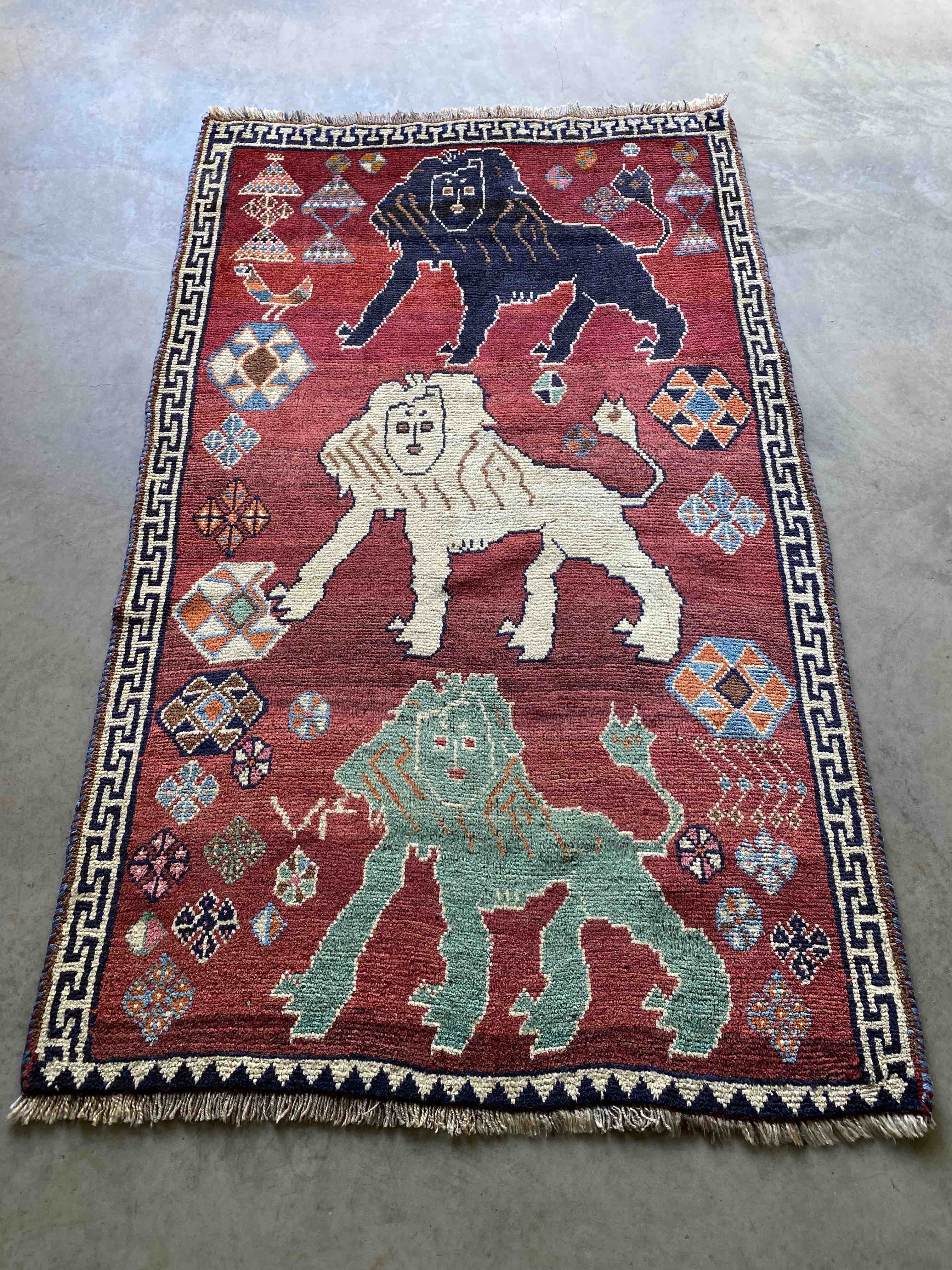 Premium Lion Rug 193x118cms