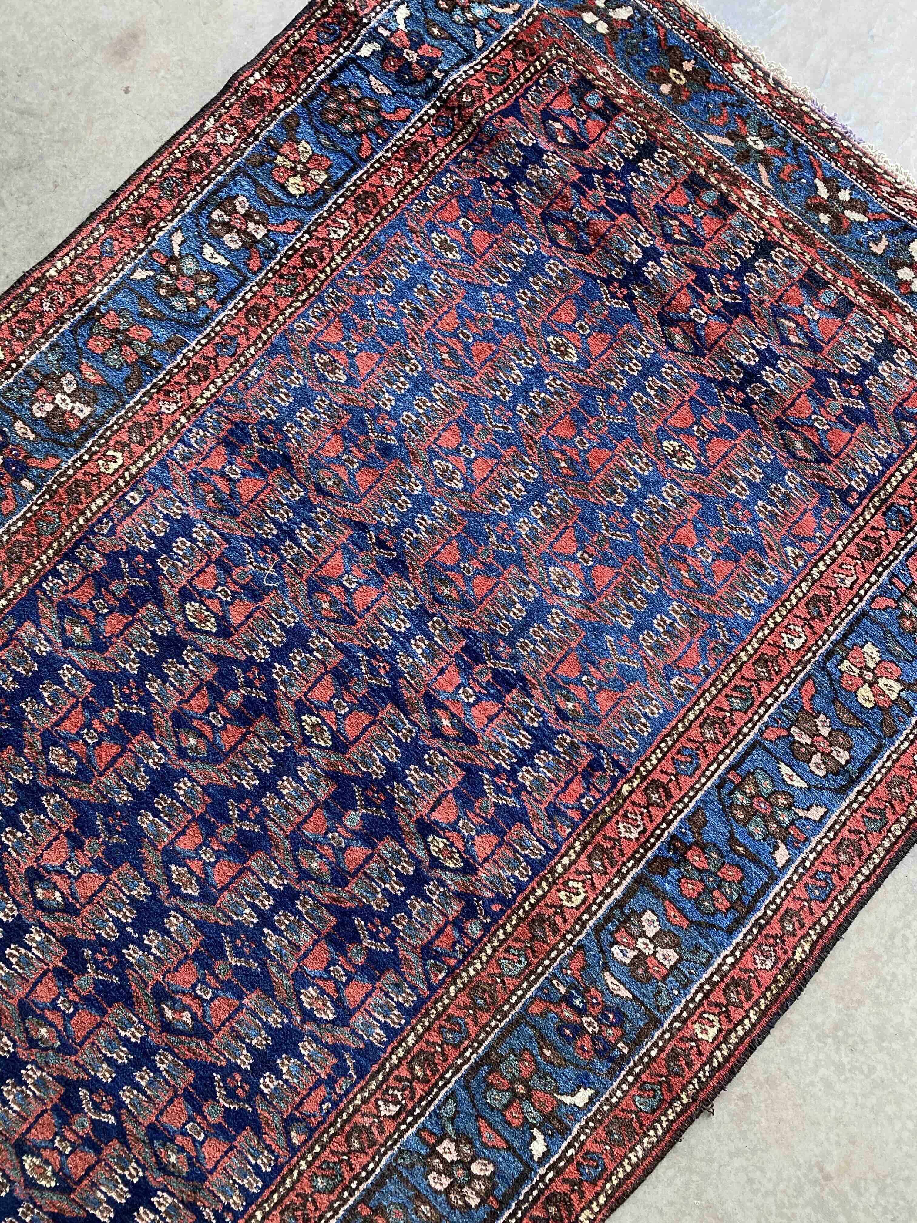 Antique Village Long Rug 300x126cms