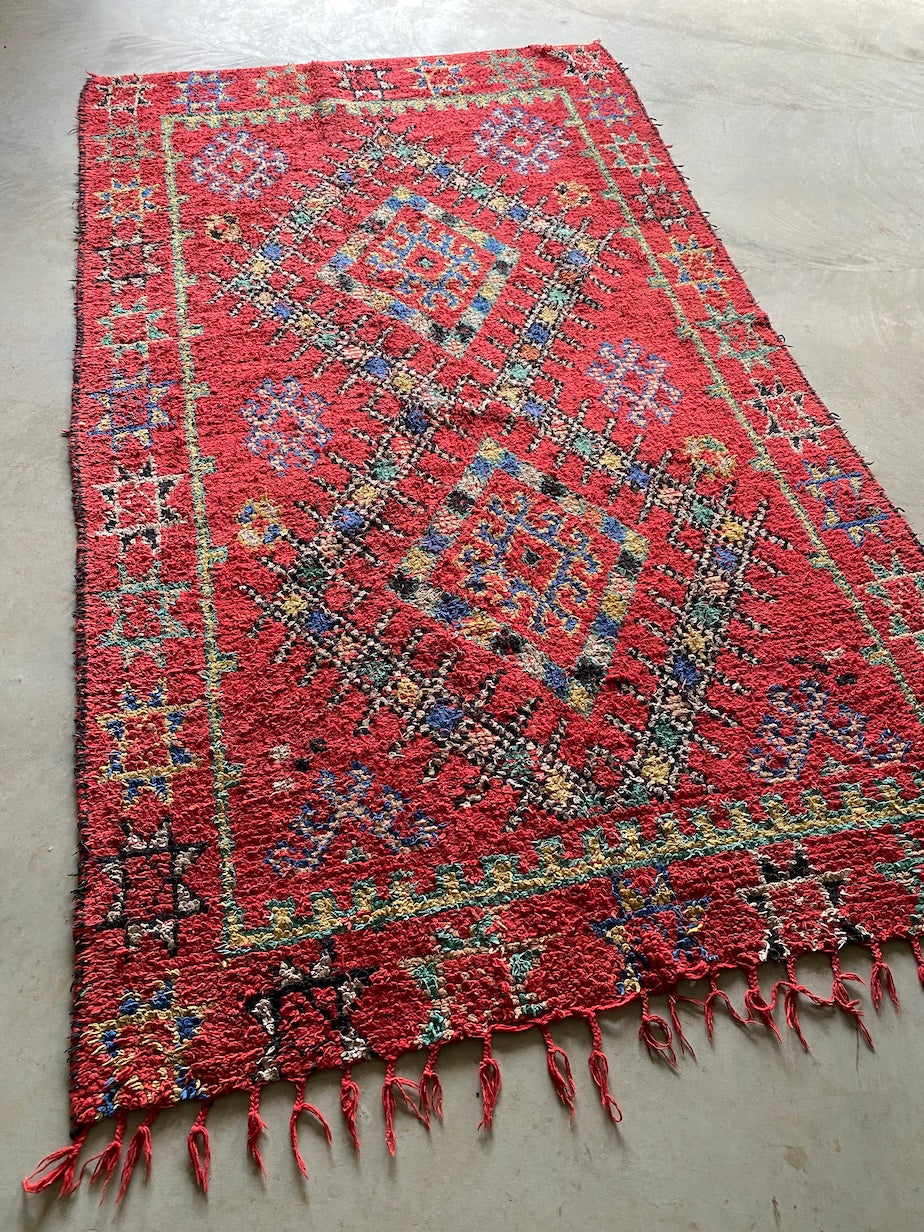 Azilal Berber Moroccan Rug 275x160cms