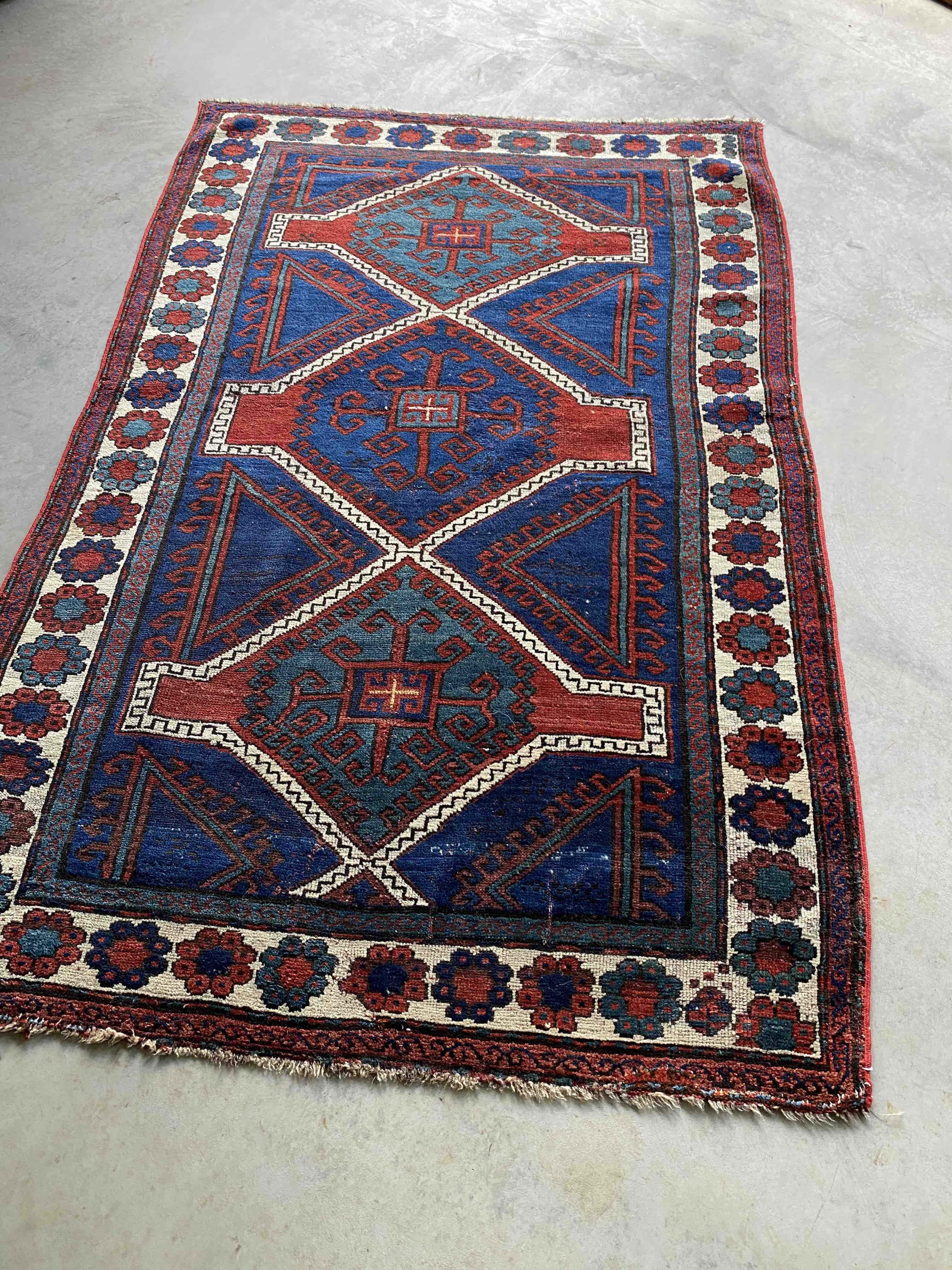 Antique Kurdish Rug 190x125cms