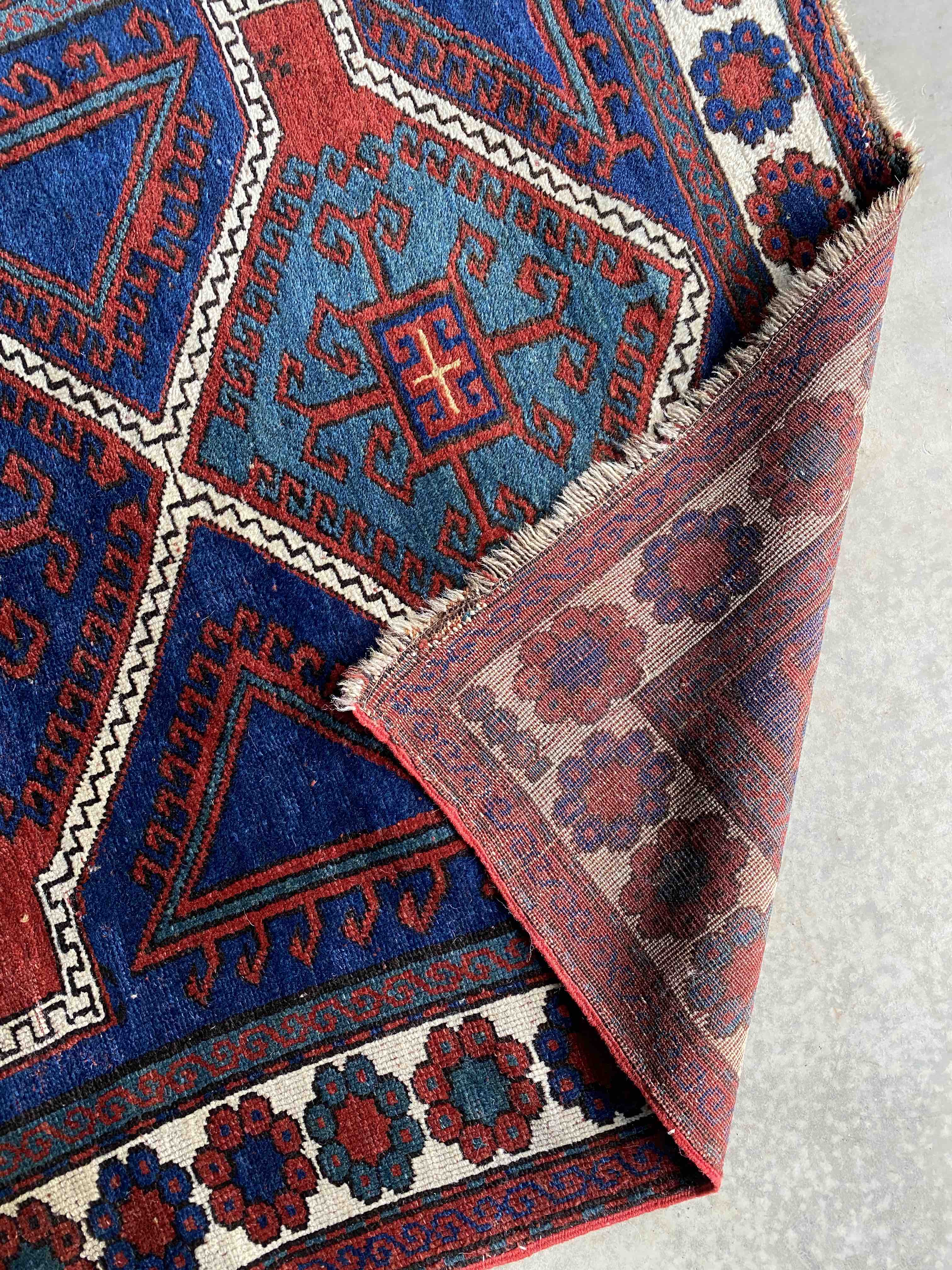 Antique Kurdish Rug 190x125cms