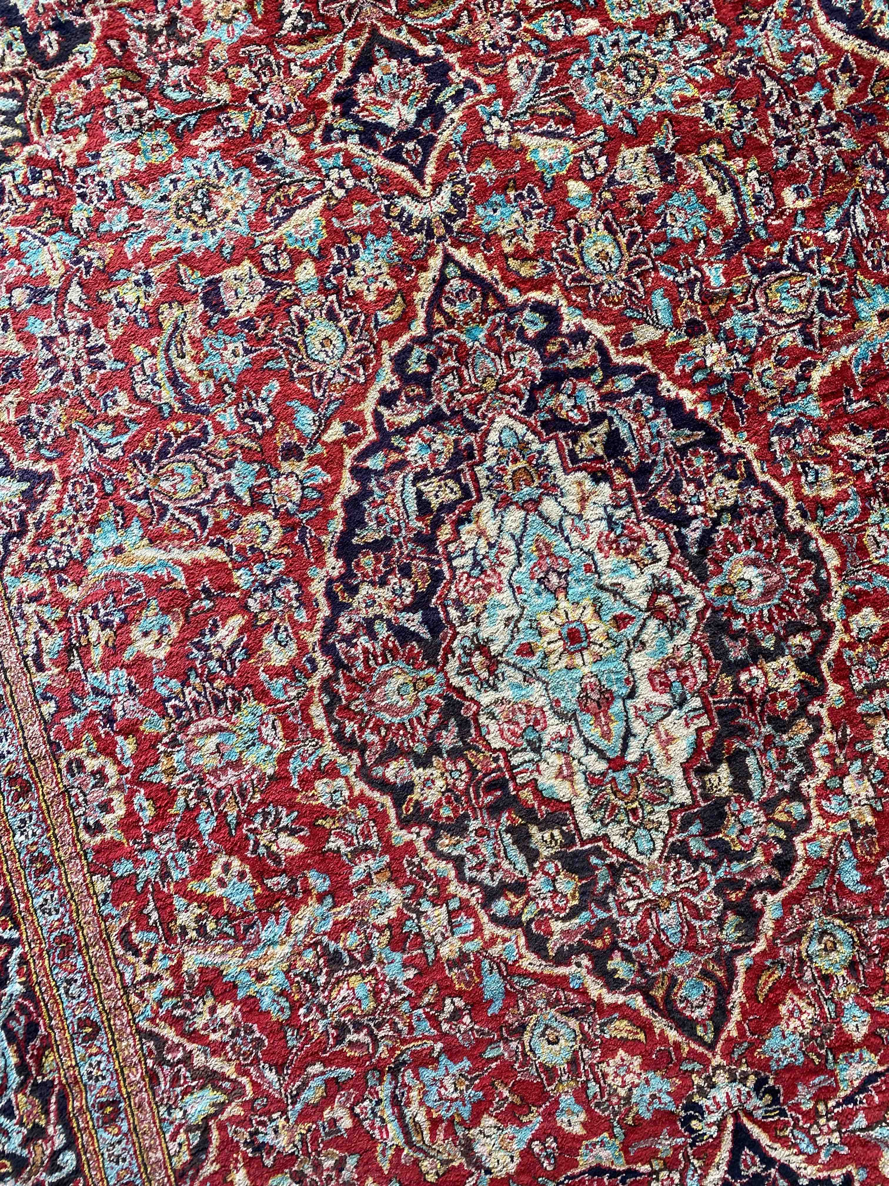 Silk Kashan Rug 205x136cms