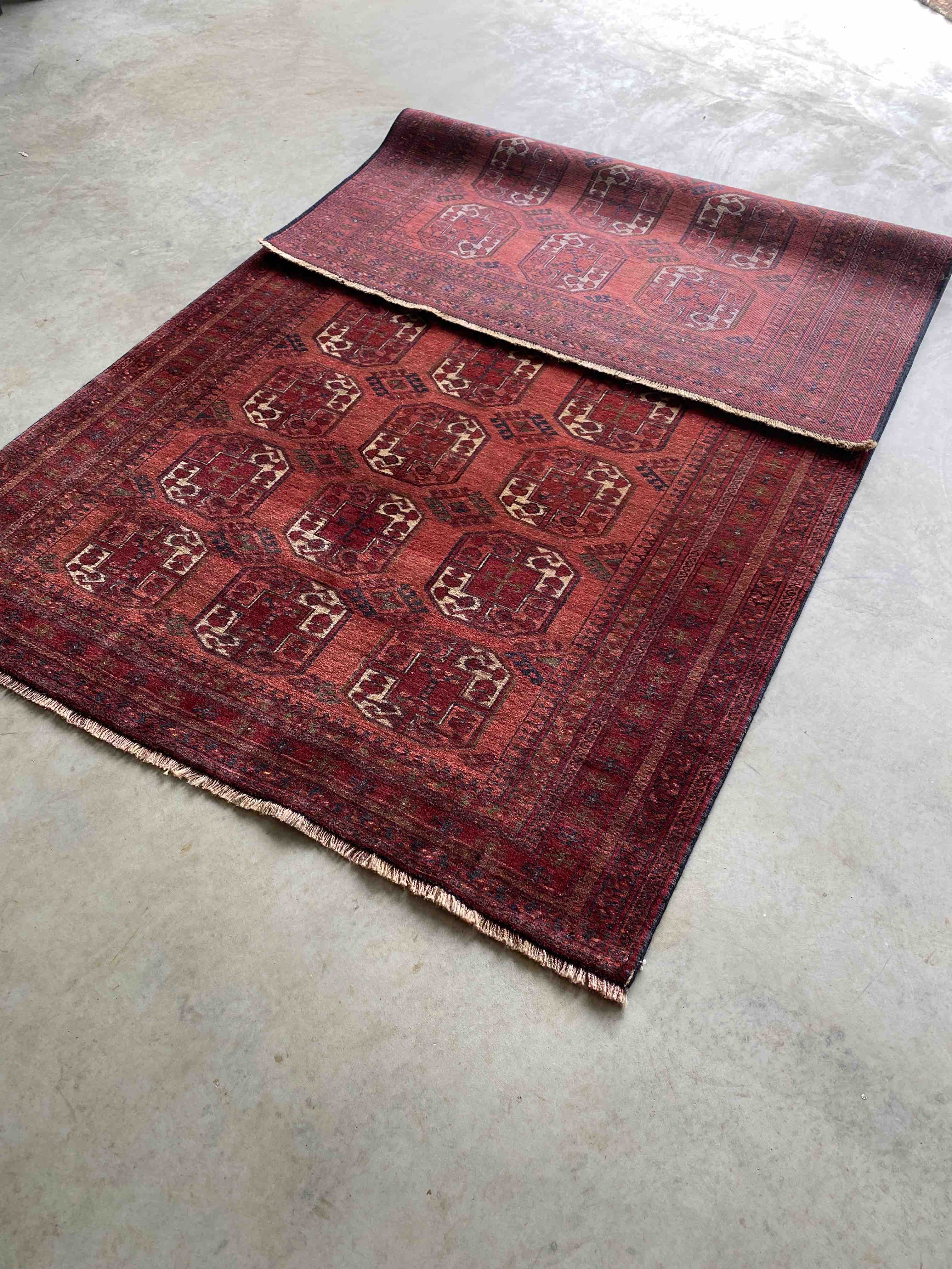 Fantastic Mid 20th C. Turkoman Rug 250x139cm