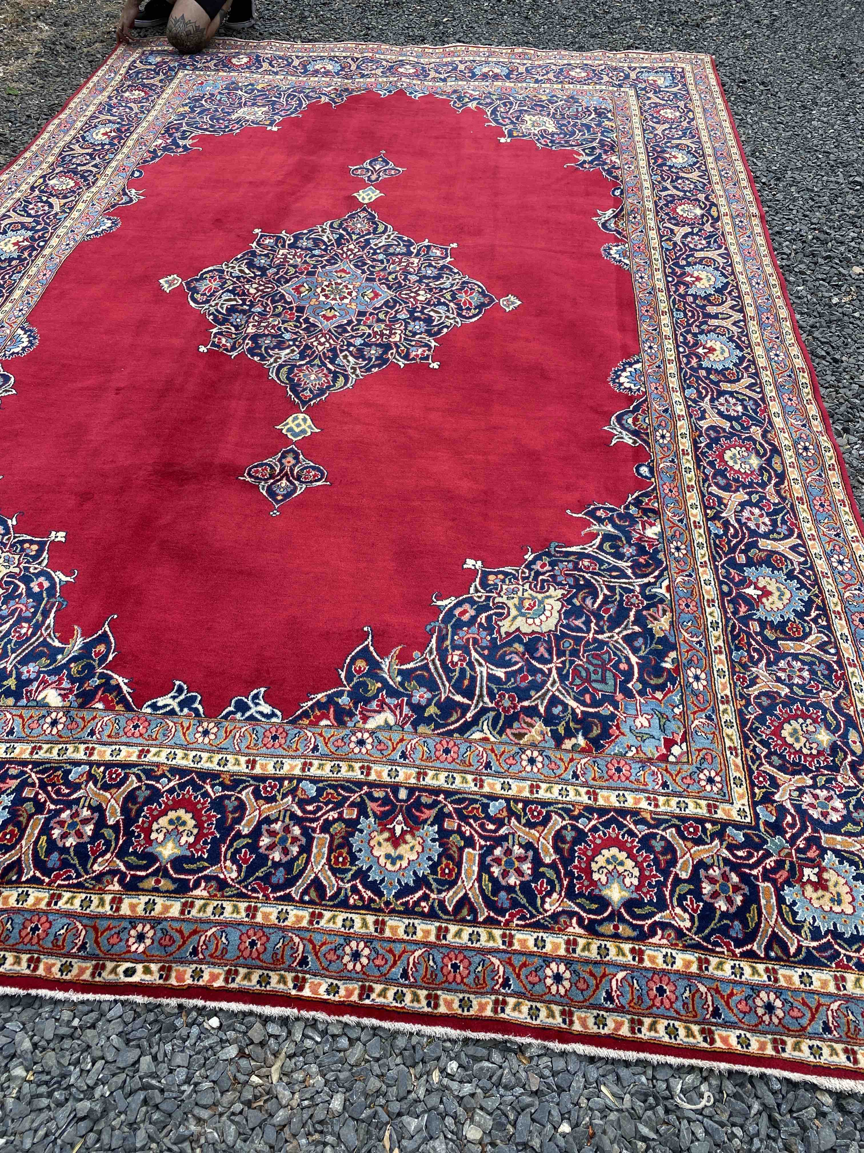 Rouge de Luxe Kashan 395x260cm