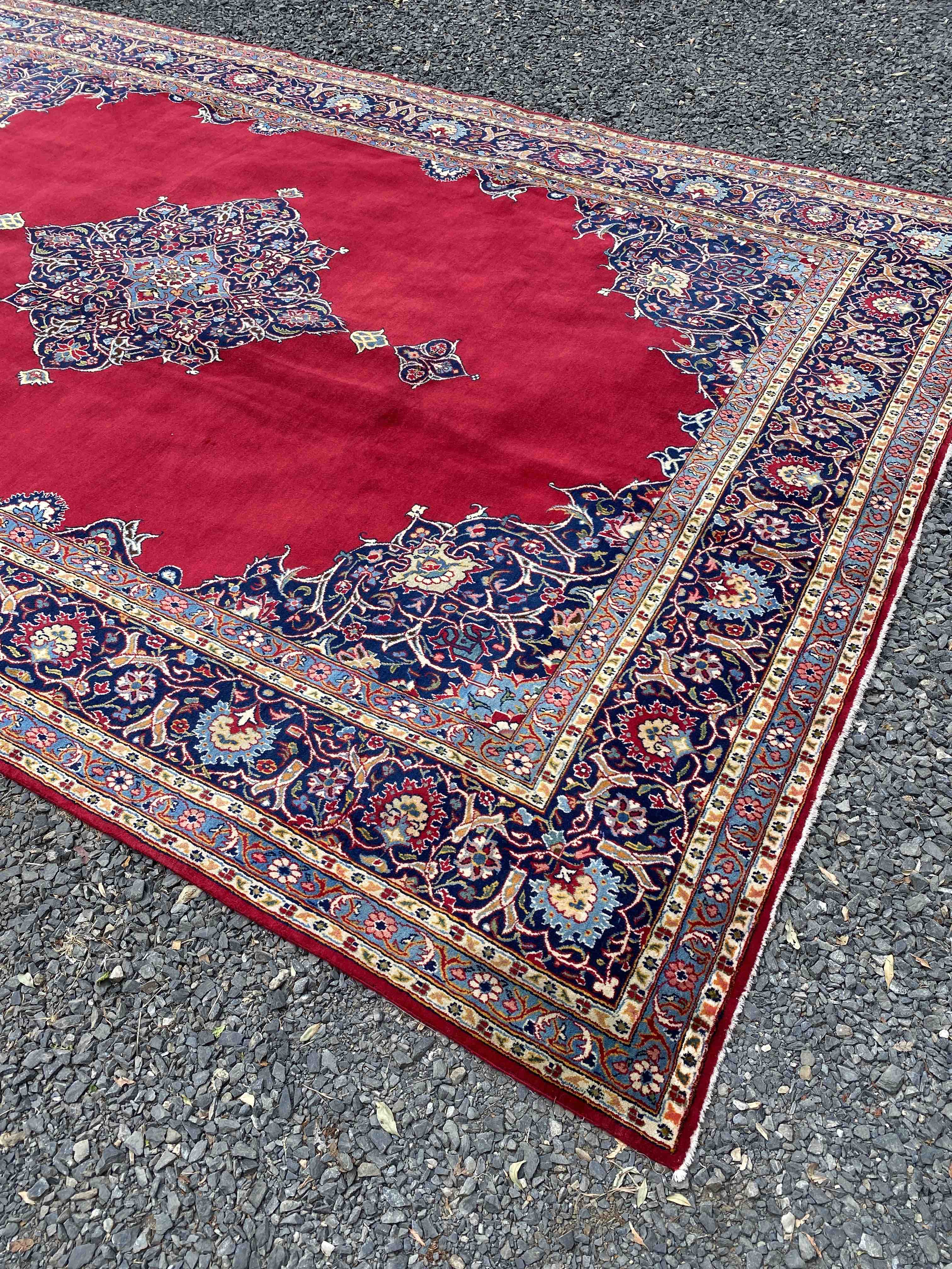 Rouge de Luxe Kashan 395x260cm