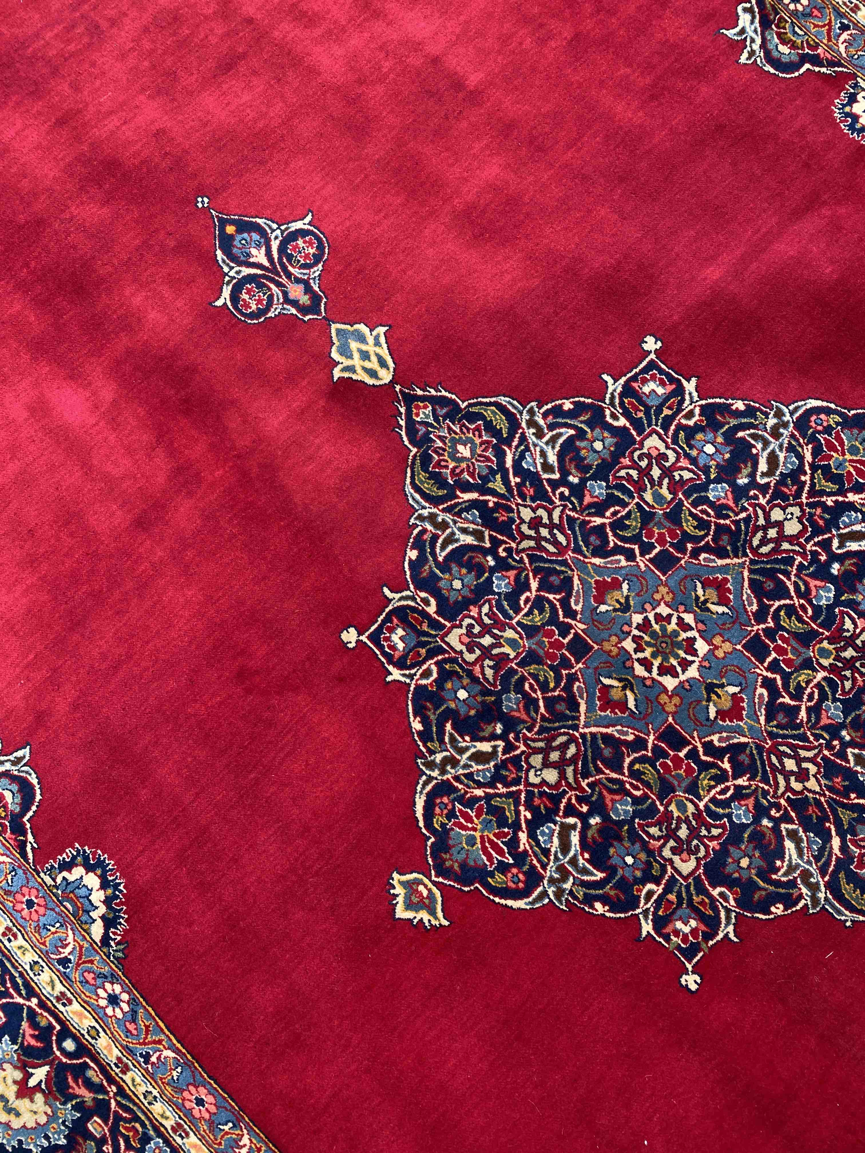 Rouge de Luxe Kashan 395x260cm