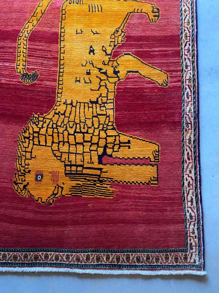 The Lion Rug of Fars - Weaving Traditions Alive in a Modest Qashgai Home Today 14